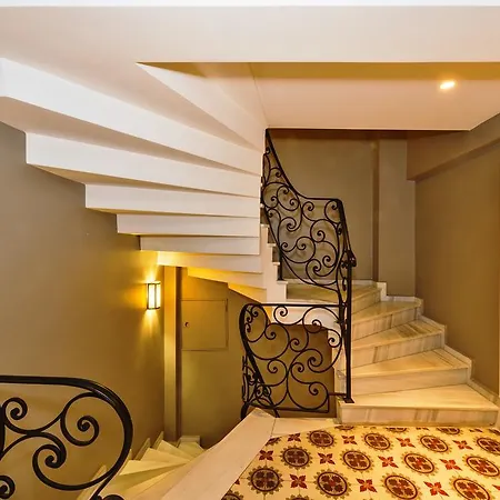 Agora Life - Special Class