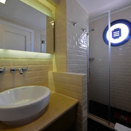 Agora Life - Special Class