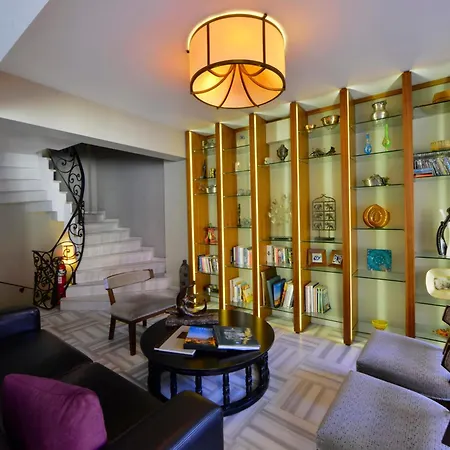 Agora Life - Special Class