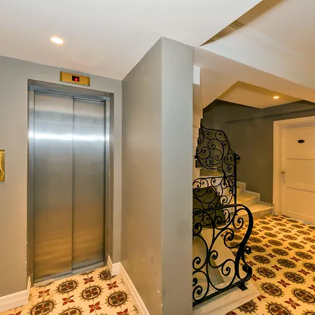 Agora Life - Special Class