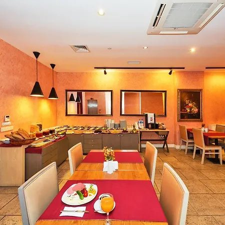 Agora Life - Special Class Hotel