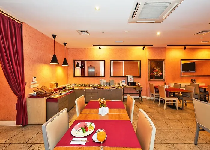 Agora Life - Special Class Hotel