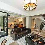 Agora Life - Special Class Hotel